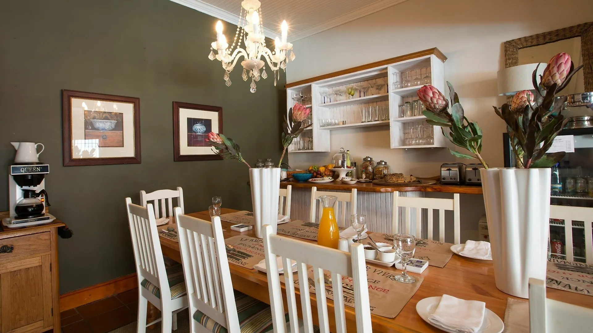 ***  Loddey`s Guest House Strand Afrique du Sud