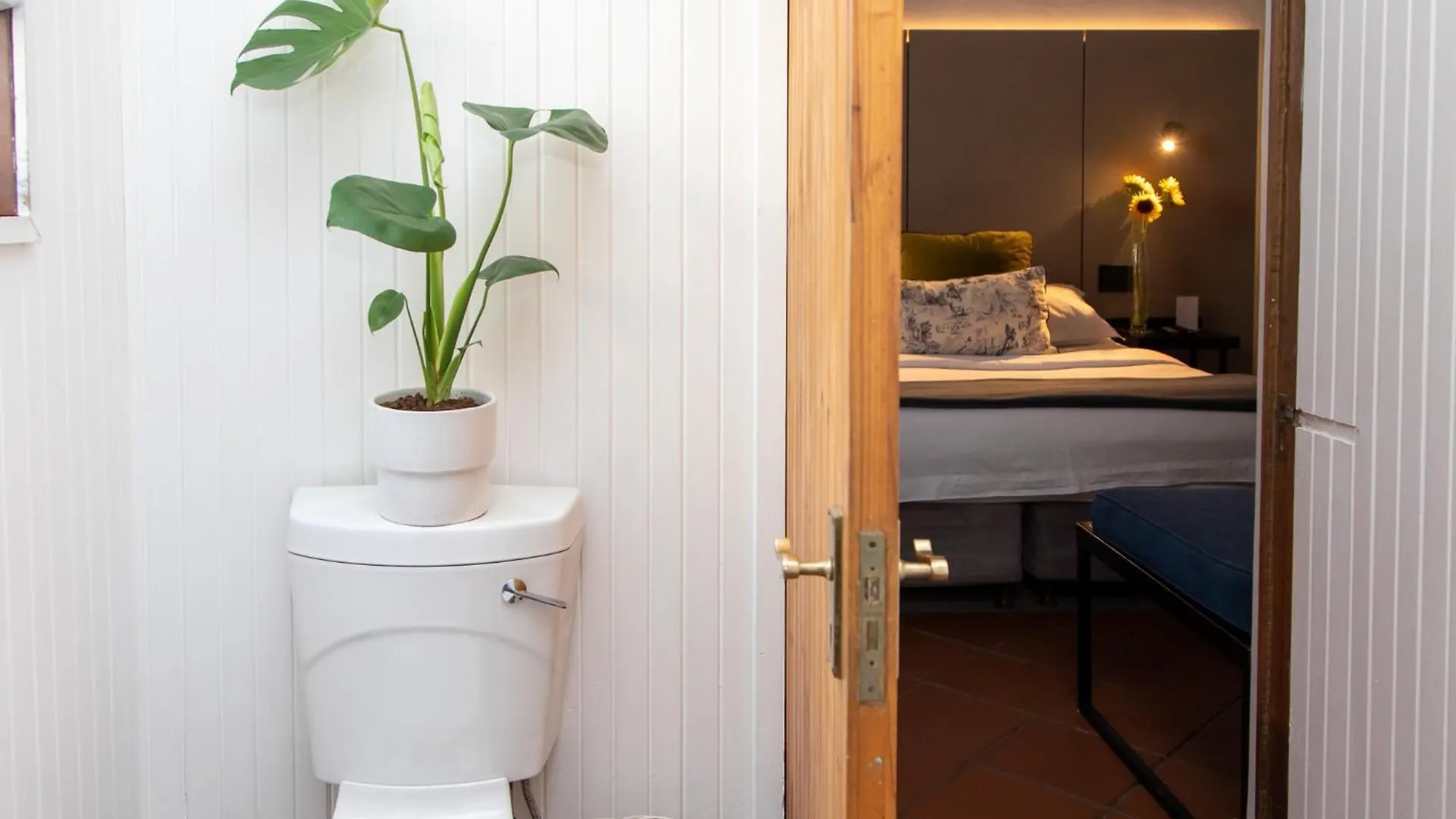 Loddey'S Guest House - By Beach Collection
