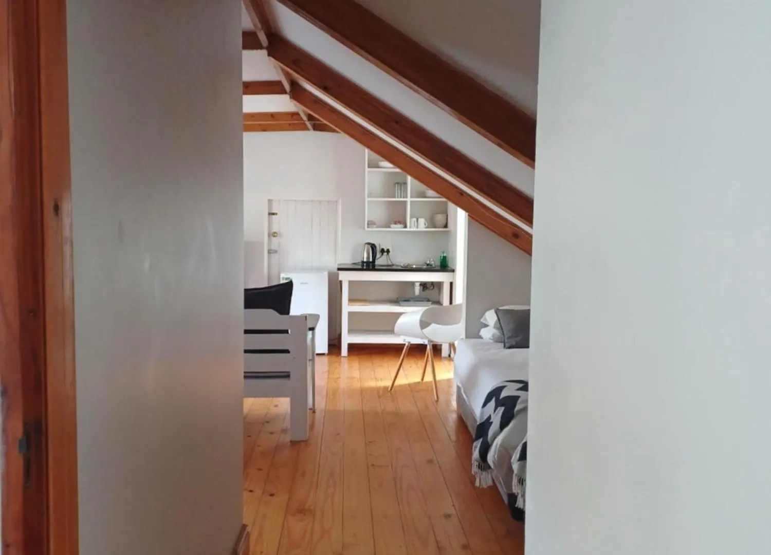 Loddey'S Guest House - By Beach Collection 3*, Strand