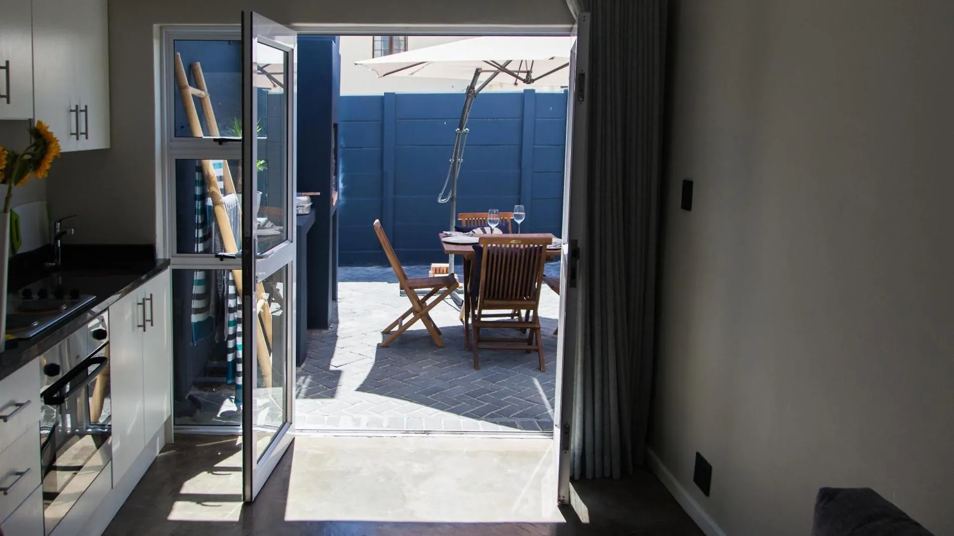 Loddey'S Guest House - By Beach Collection